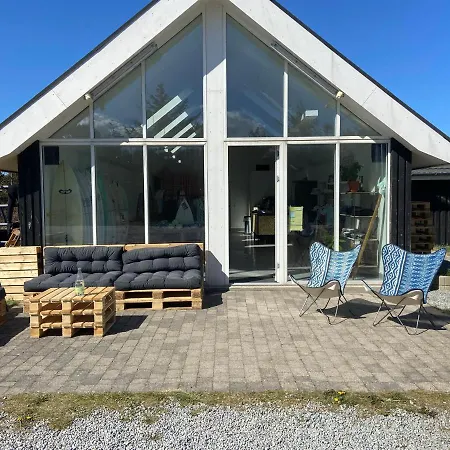 Viking Surf House Проживание в семье *